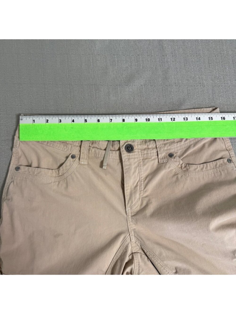 Kühl Womens Cargo Pants Size 10 Short Beige Roll-Up Legs Utility Outdoors - Picture 11 of 16